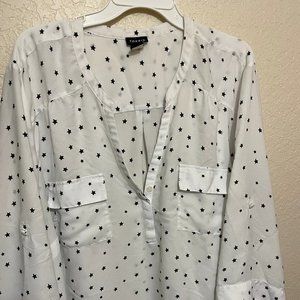 TORRID STAR WEAR TO WORK TOP SIZE 4
